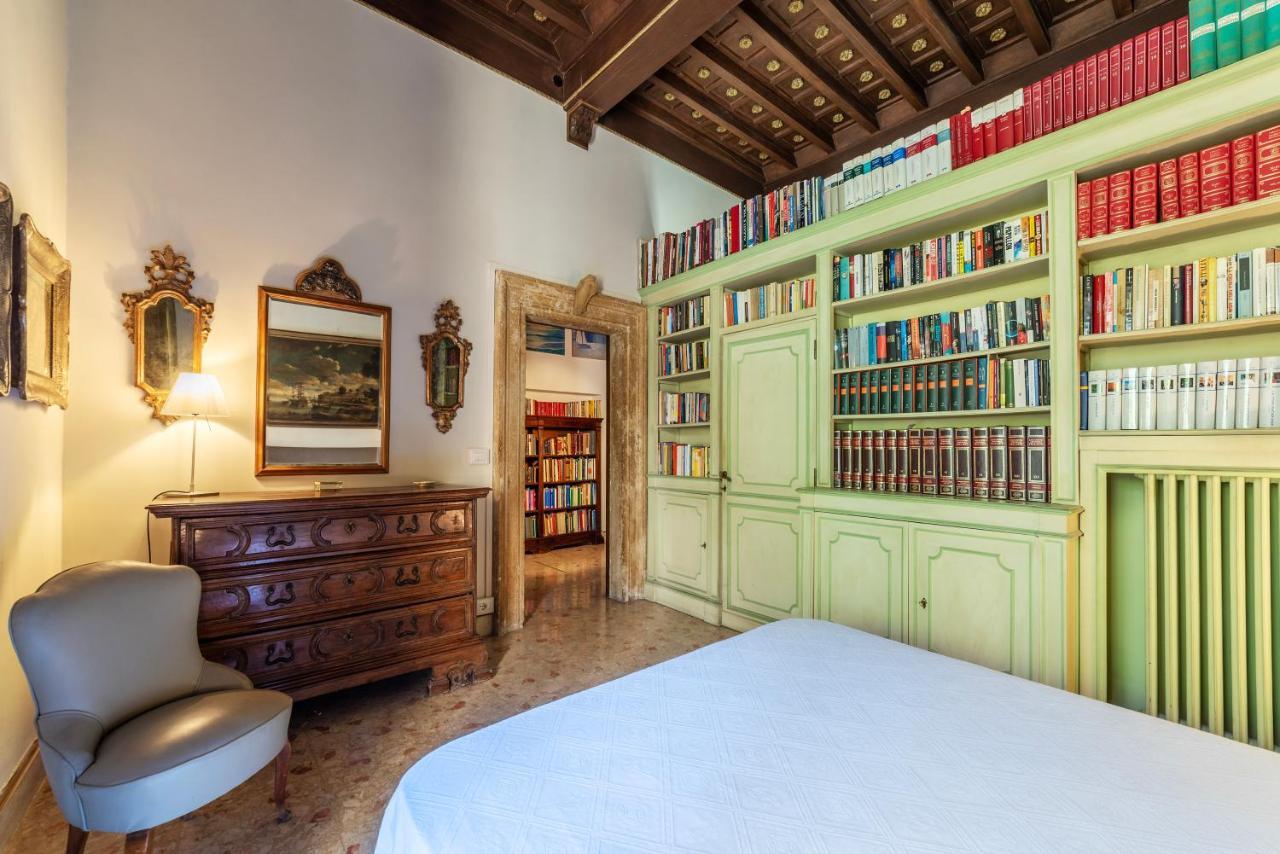 Pantheon Apartment - L'Angolo Nascosto Dei Quadri Rome Extérieur photo